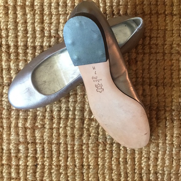 Handmade Napa Valley Metallic Silver flats - Picture 2 of 6